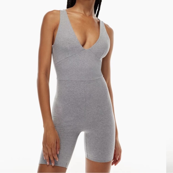 Aritzia The group by Babaton soft contour romper - Picture 3 of 3